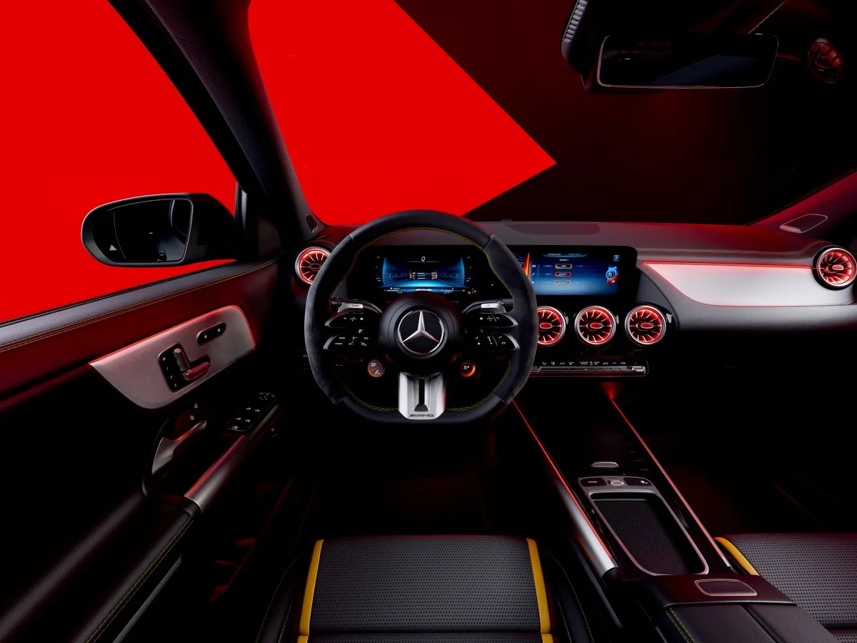 Mercedes-AMG GLA Innenraum