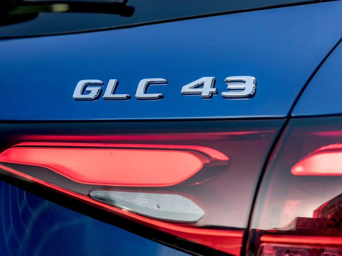 Mercedes-AMG GLC GLC 43 hátsó lámpa