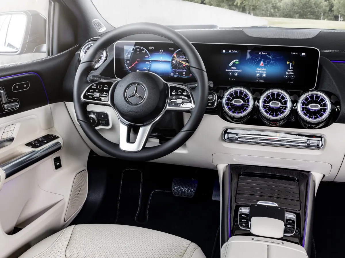 Mercedes-Benz Trieda B – kabína a sedadlá