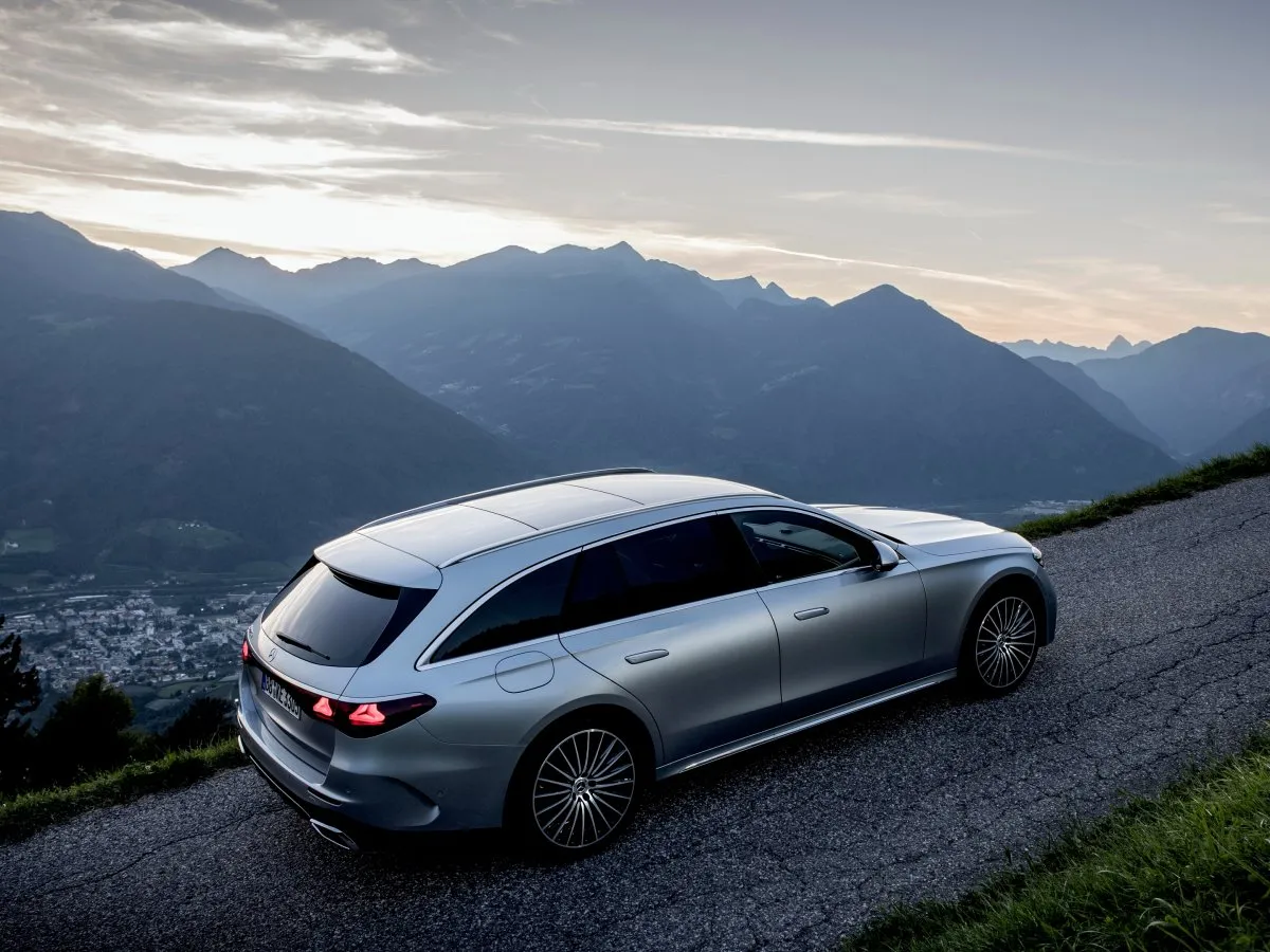 E 200 T-Modell — Neuwagen aus Deutschland