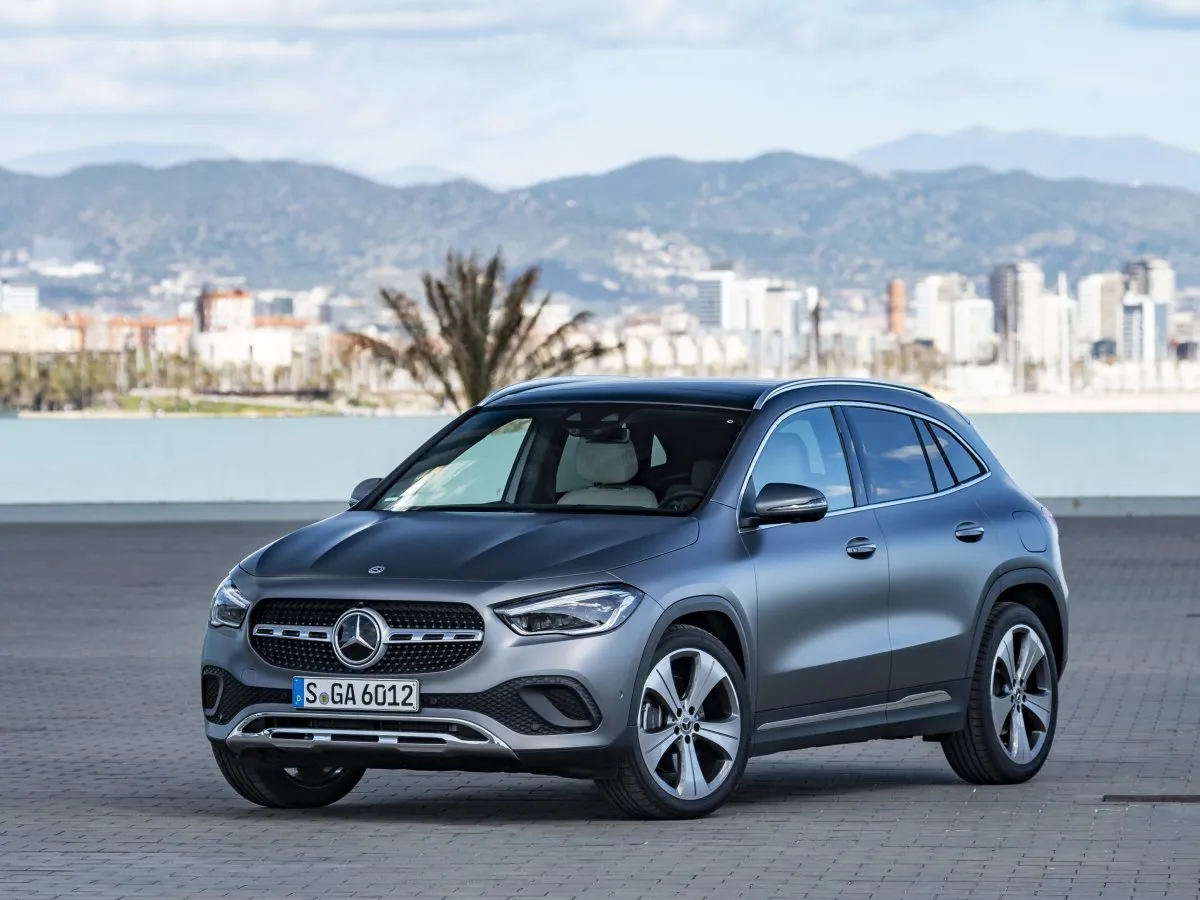 Mercedes-Benz GLA mieten — kompakter Premium-SUV in Langzeitmiete