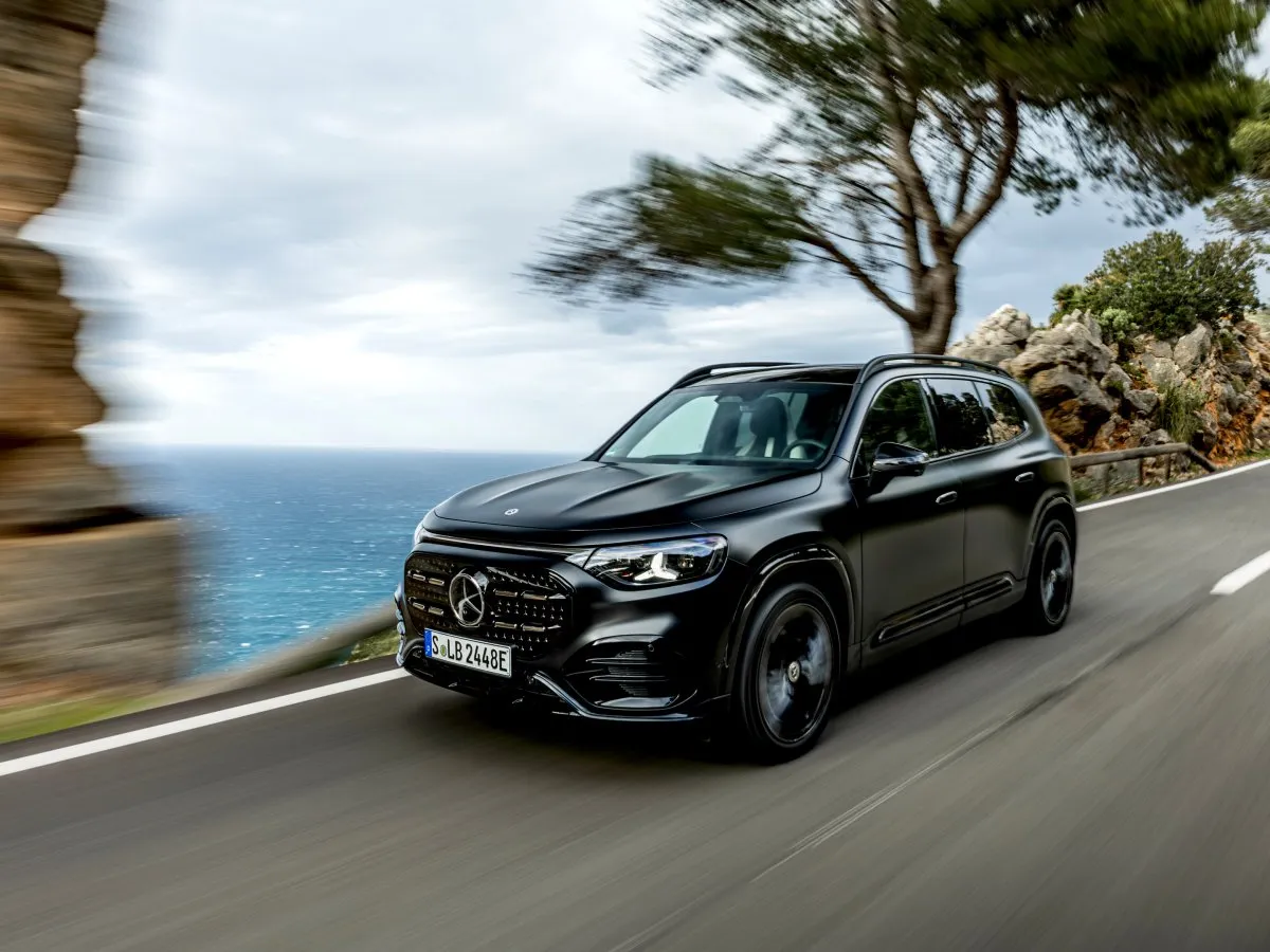 Mercedes-Benz GLB na horskej ceste
