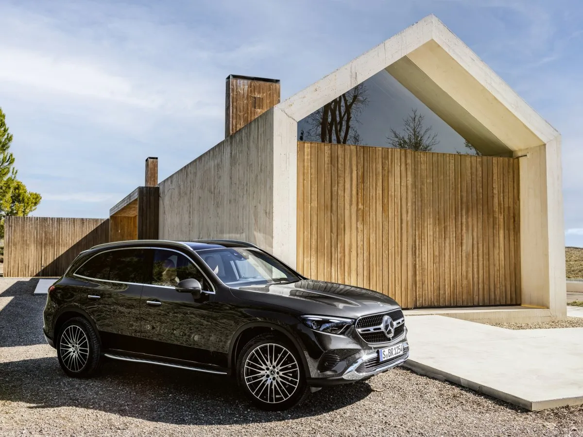 Mercedes-Benz GLC in Schwarz