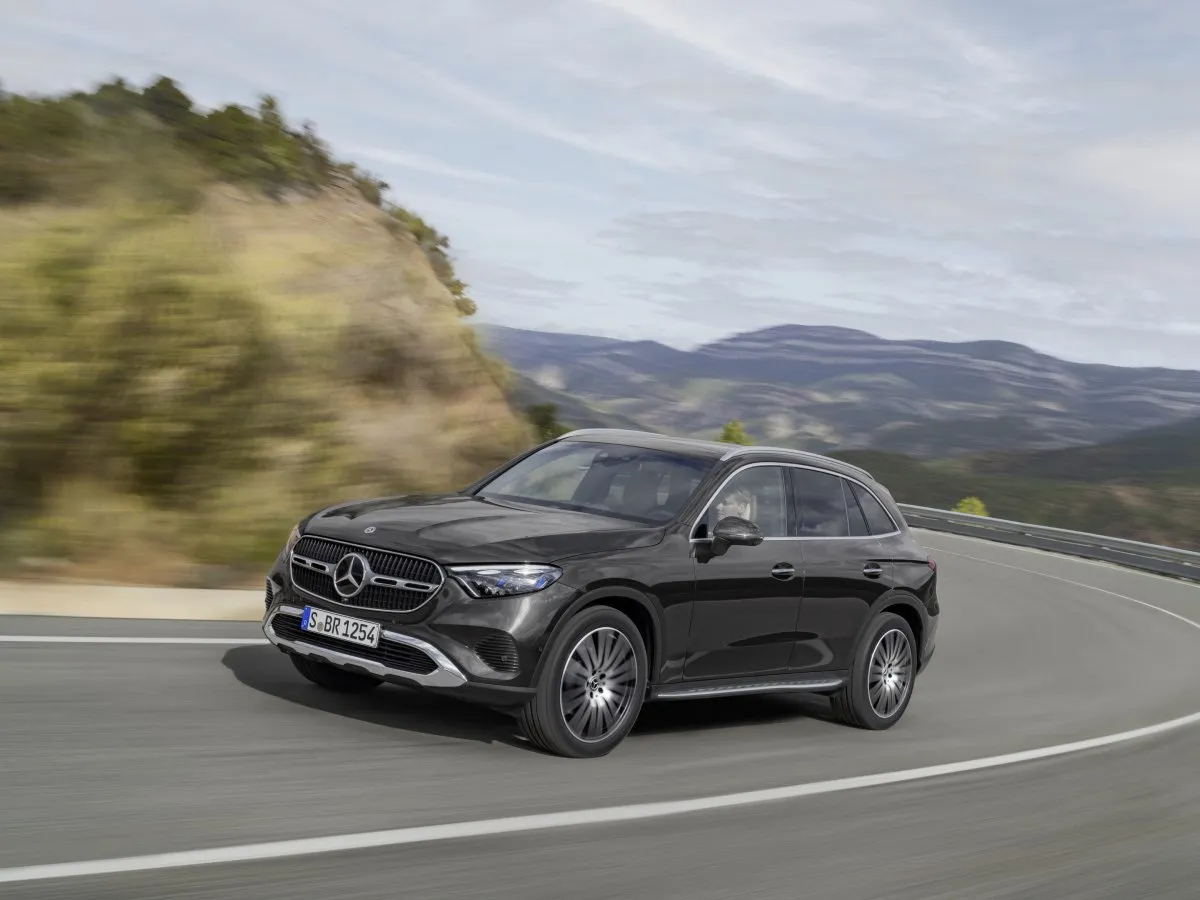 Mercedes-Benz GLC in Fahrt
