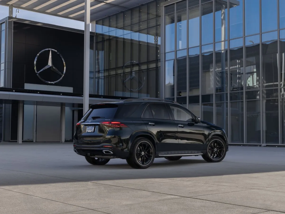 Mercedes-Benz GLE hátulról