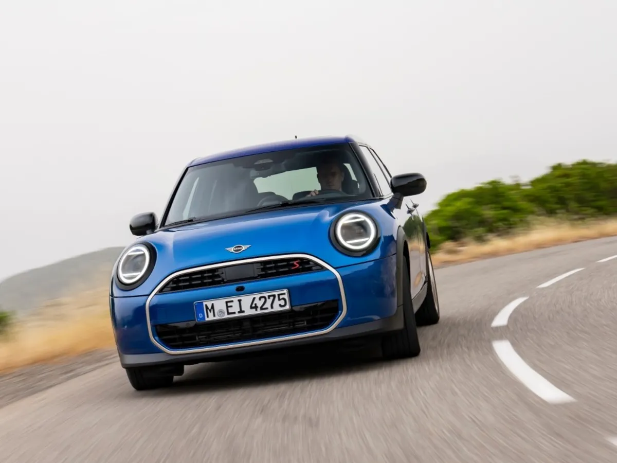 Prenájom MINI Cooper S