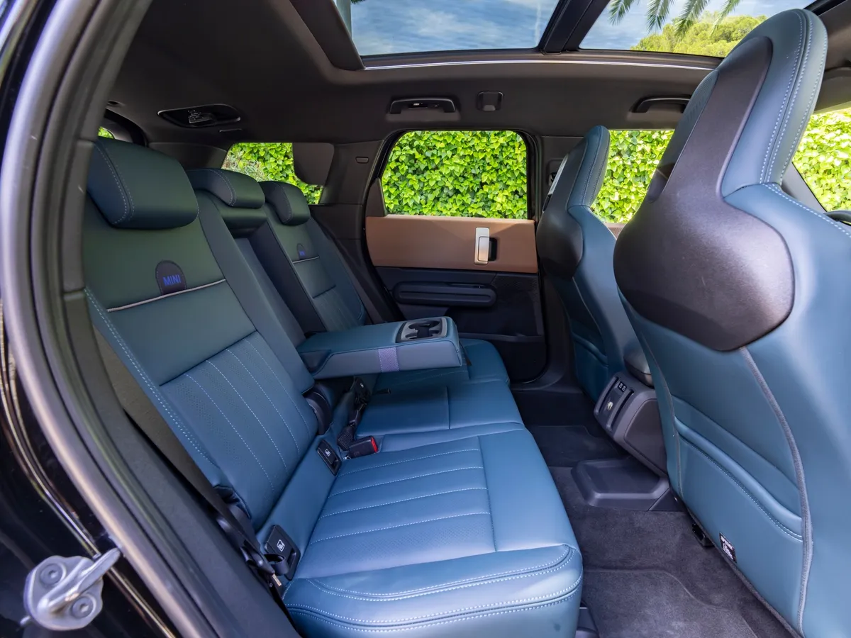MINI Countryman Fahrgastraum und Sitze