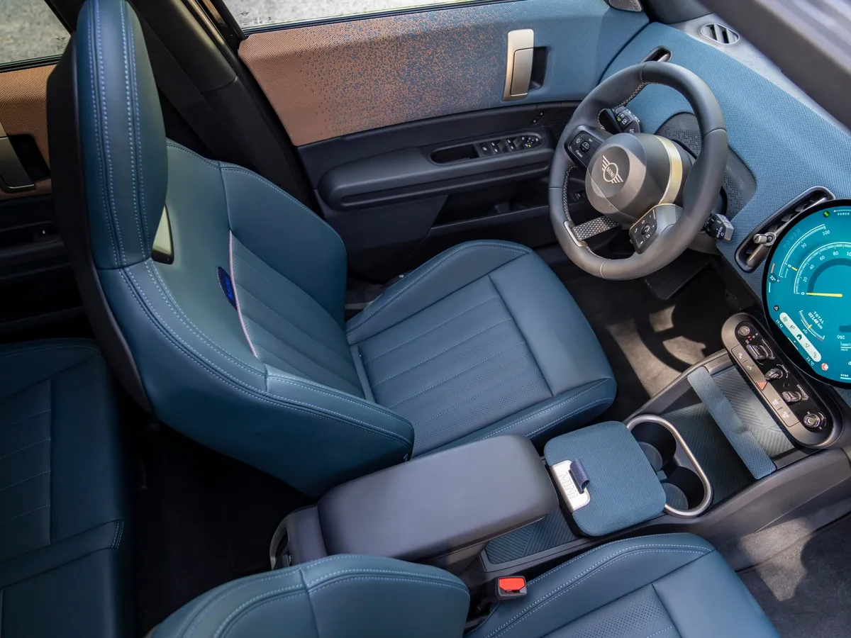 MINI Countryman Cockpit-Detail