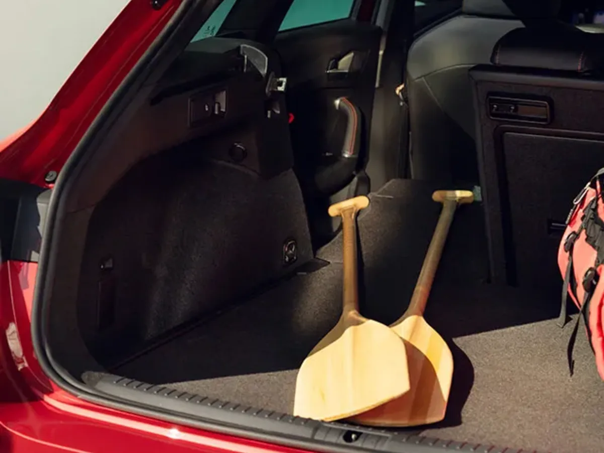 SEAT Leon Sportstourer boot