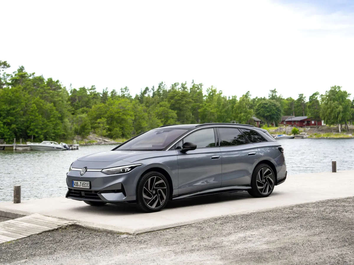 Prenájom Volkswagen ID.7 Tourer — elektrické kombi v dlhodobom prenájme