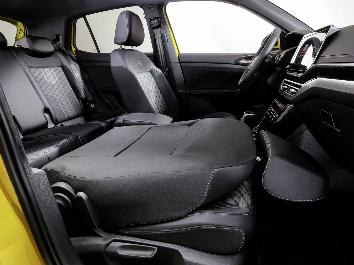 Volkswagen T-Cross interior, dashboard