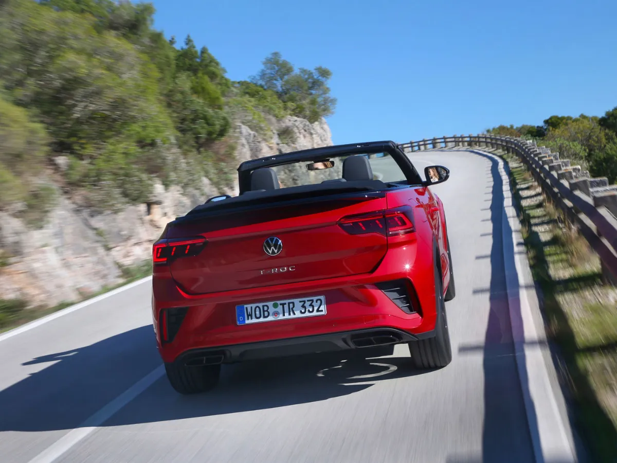 Volkswagen T-Roc Cabrio from the rear, cornering