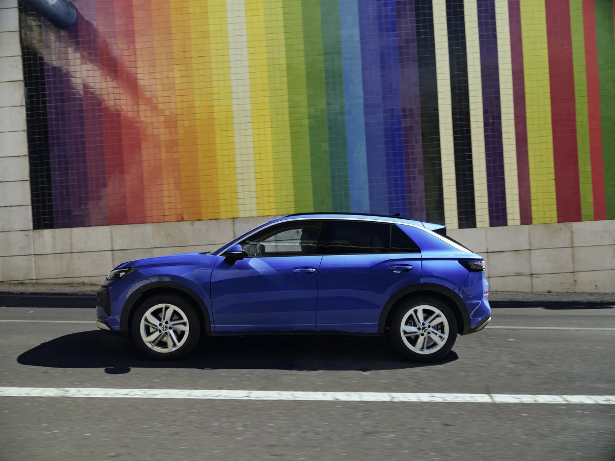 Volkswagen T-Roc Seitenansicht