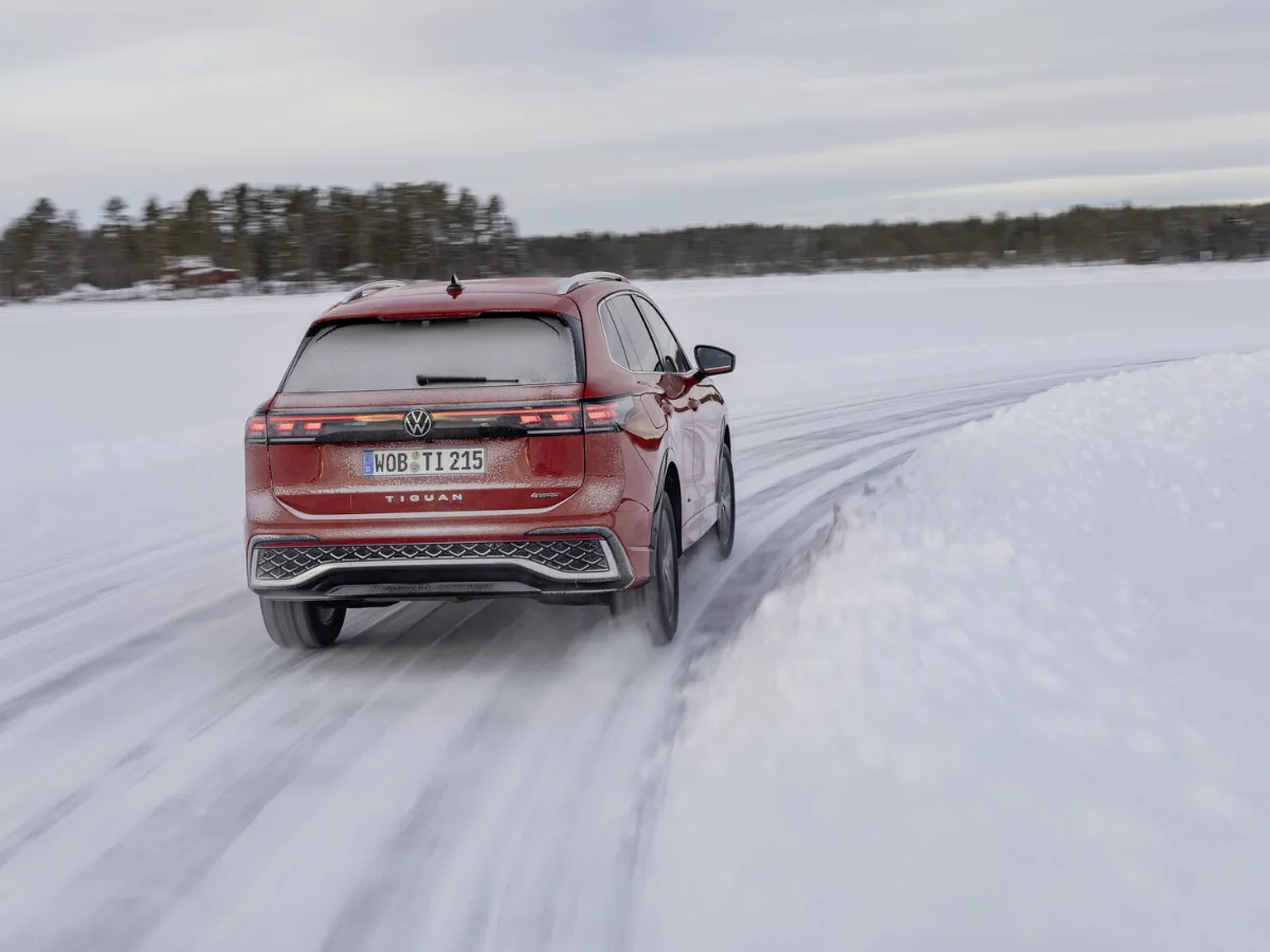 Volkswagen Tiguan from the rear, on an icy road