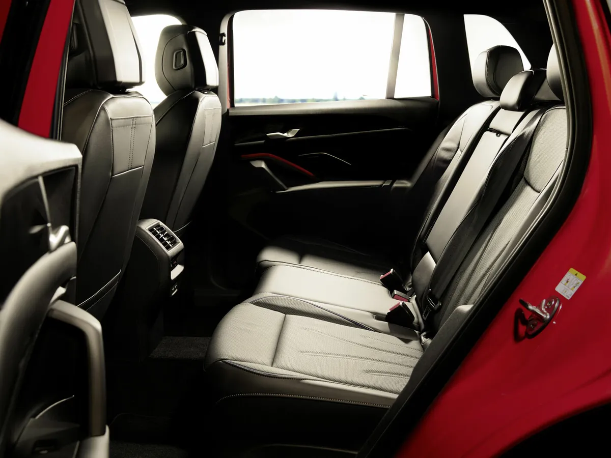 Volkswagen Tiguan cabin and seats