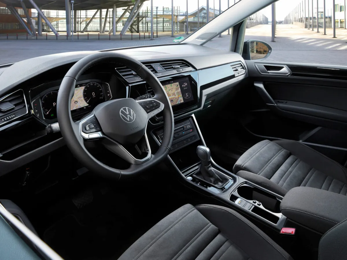 Volkswagen Touran vezetőtér részlete