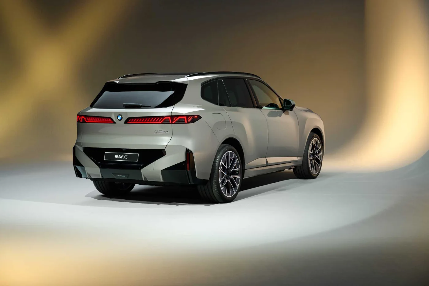 BMW X5 Studiofoto – Heckansicht