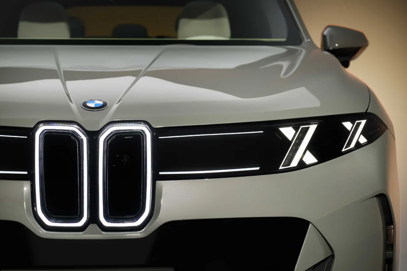 BMW X5 leuchtende Niere (Iconic Glow), Nahaufnahme