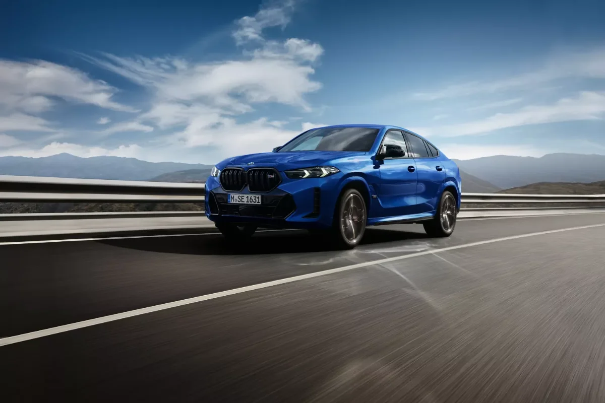 BMW X6 exterior – side view, coupé silhouette