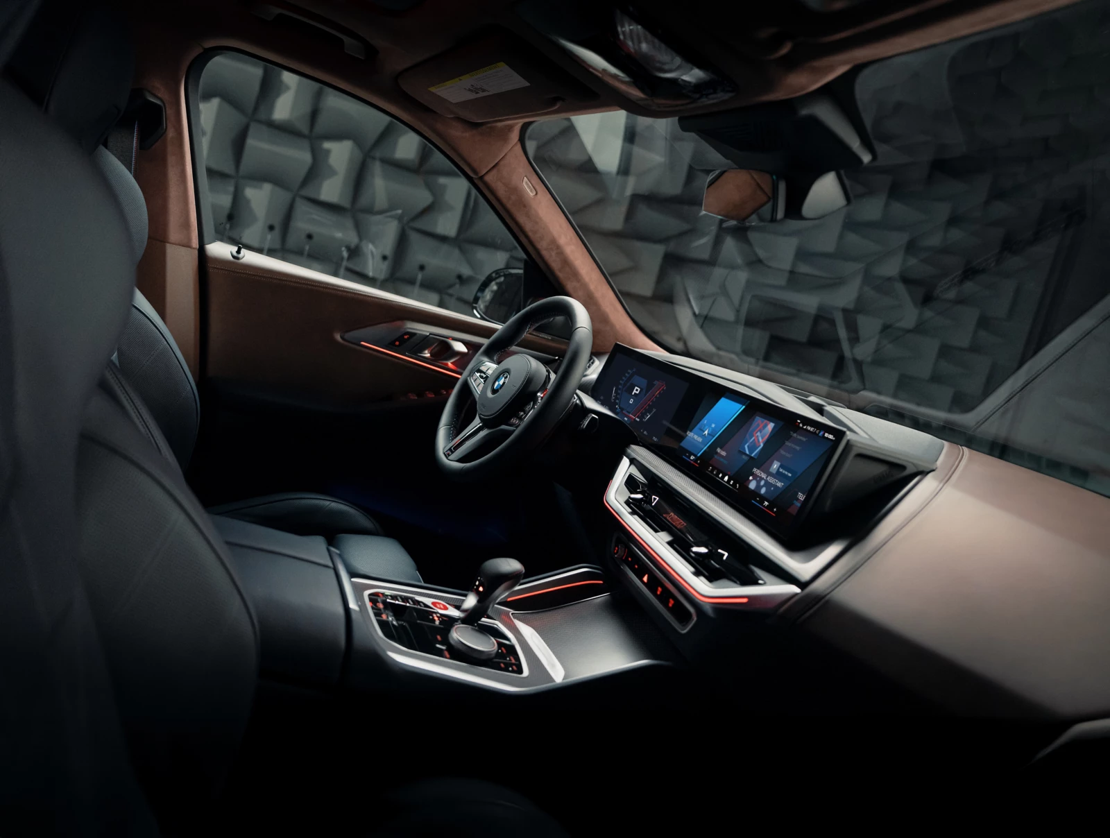 Interiér BMW XM M Lounge, zadná časť