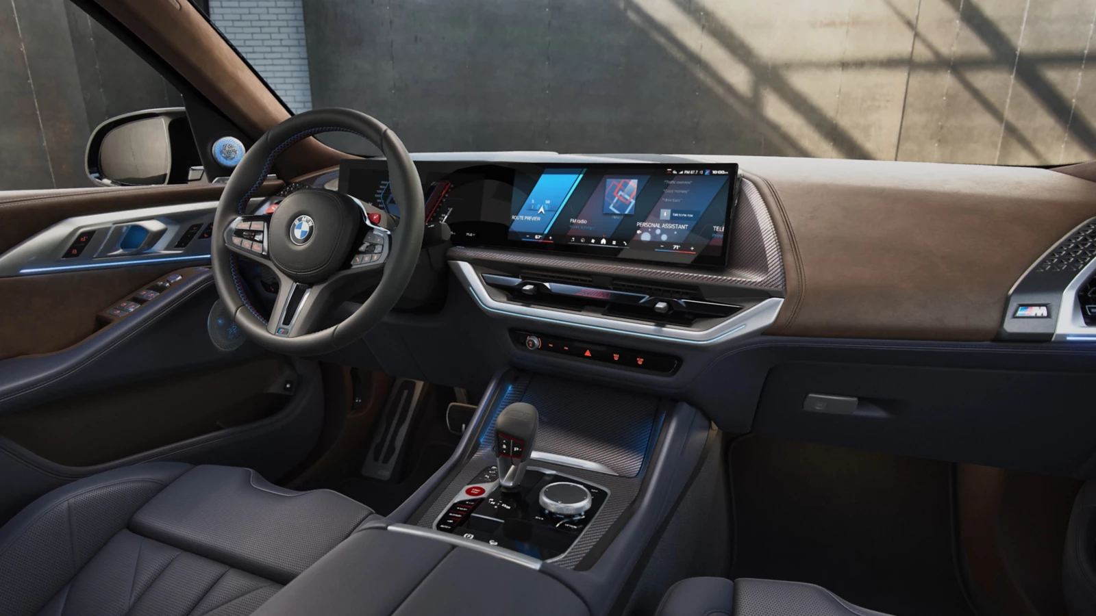 BMW XM volant M a stredová konzola, detail